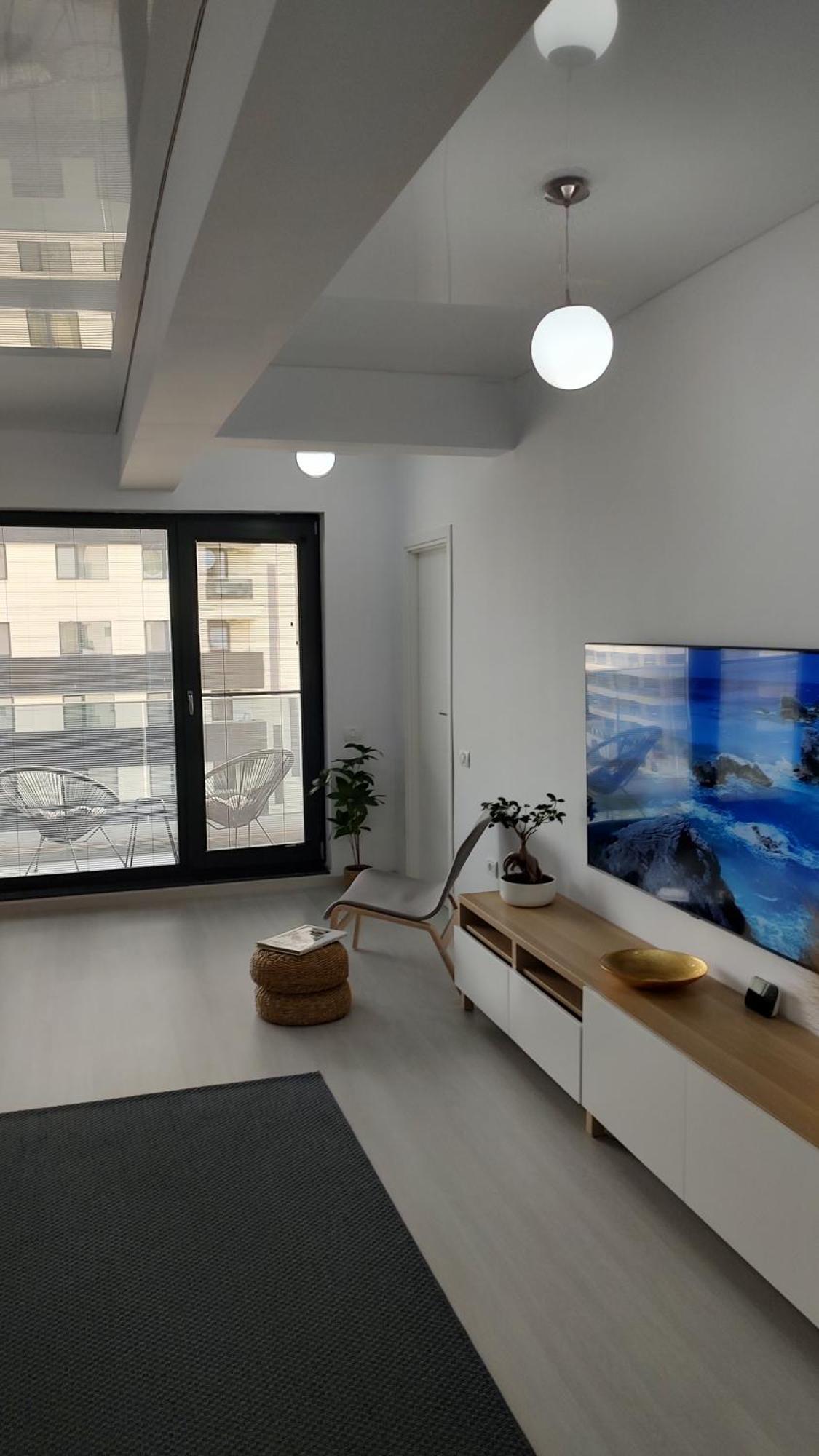 Van Studio Năvodari Buitenkant foto